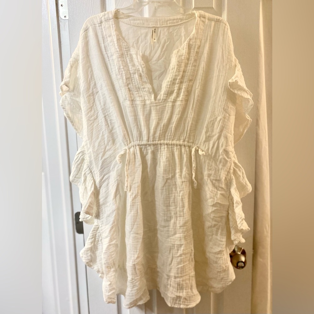Anthropologie Ruffled Bathing Suit Cover in 100% cotton
